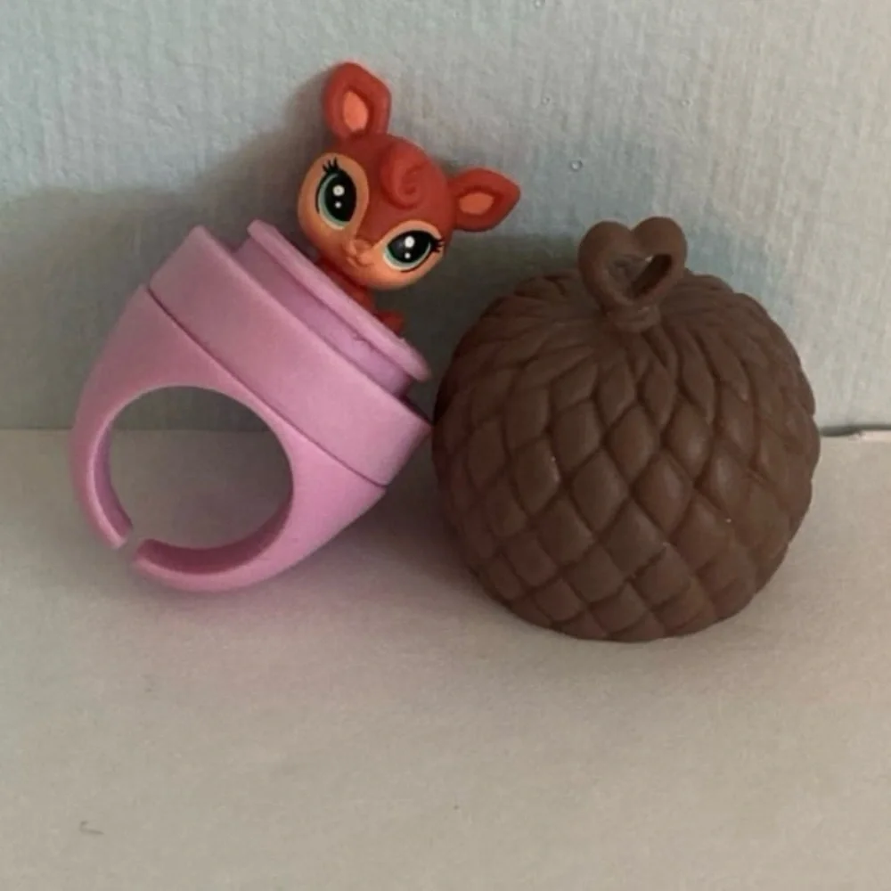 Littlest Pet Shop Teensies Deer With Acorn Wearable Ring